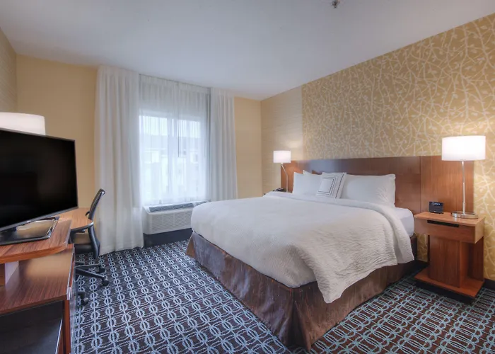 Fairfield Inn & Suites By Marriott Charlotte Airport