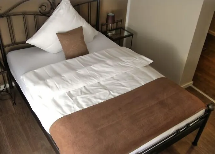 Apado-Hotel Garni