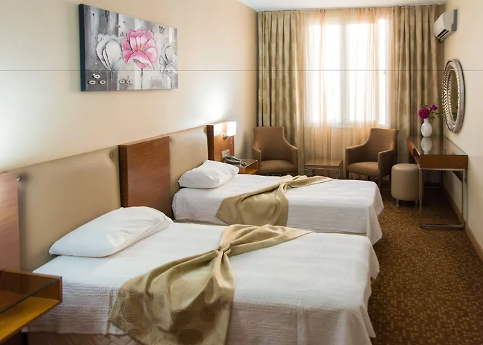 Nobel Hotel