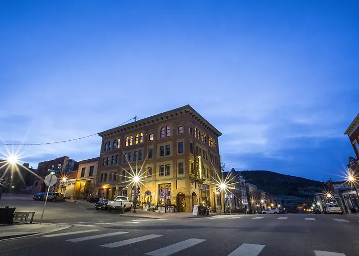 The Victor Hotel