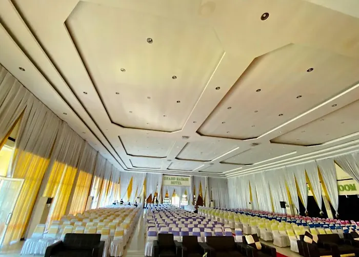Grand Madani Hotel