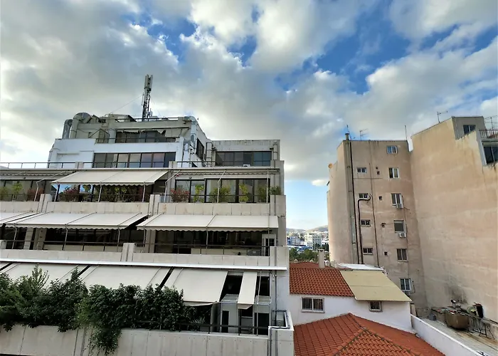 Achillion Hotel Piraeus