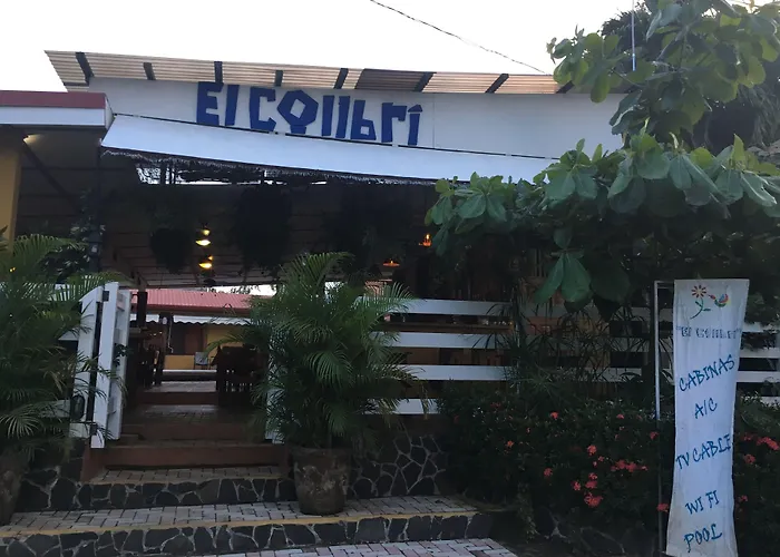 Cabinas El Colibri, Apart Hotel