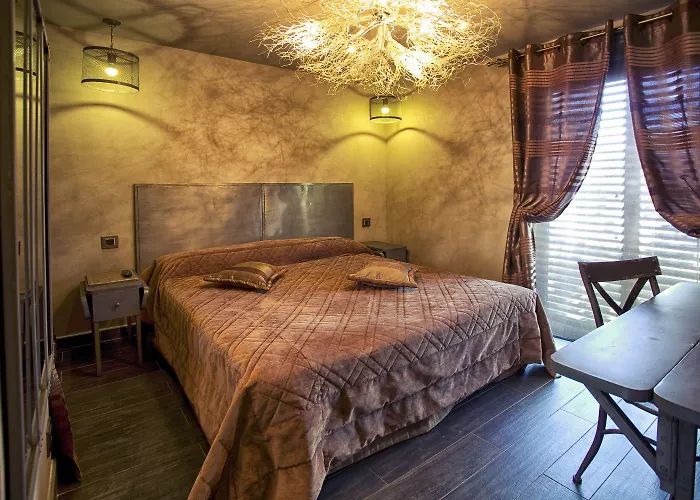 Hotel E Tre Stelle