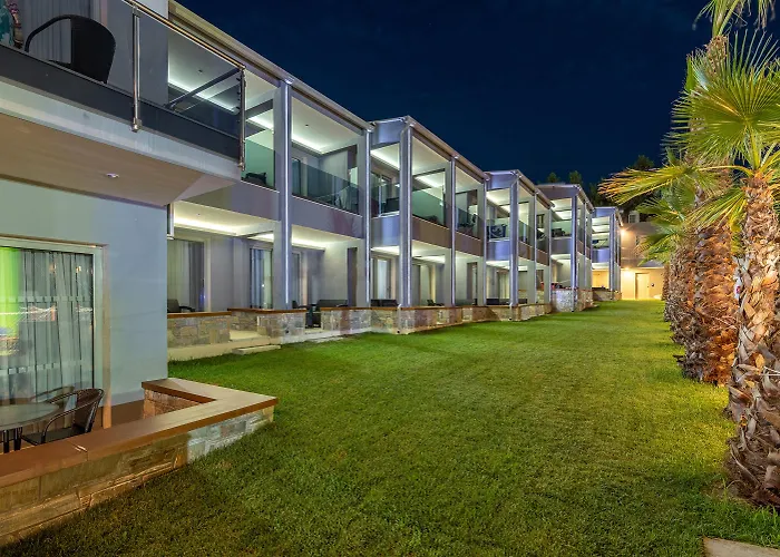 Dionysos Hotel & Suites