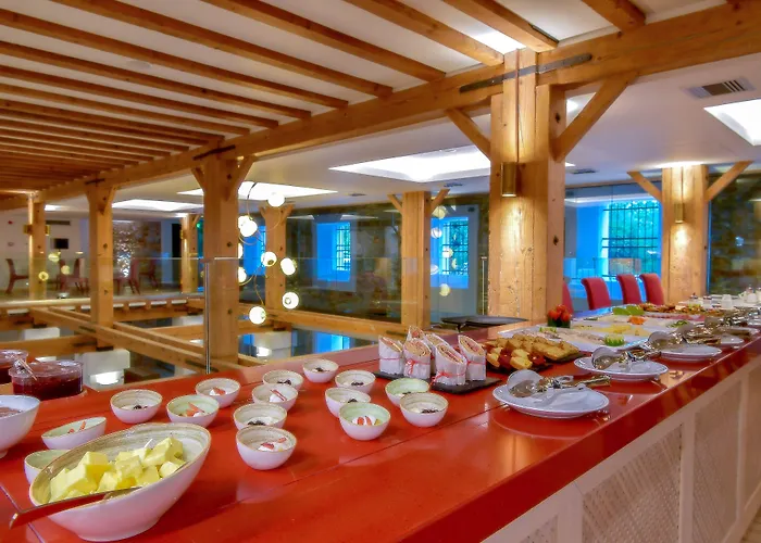 Hydrama Grand Hotel