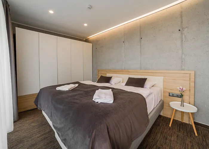 Hotel Dolphin - Adult friendly