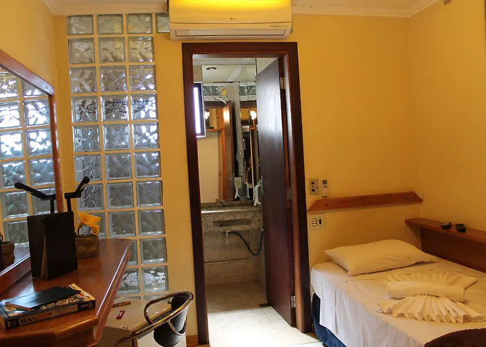 Hotel Nações Plaza