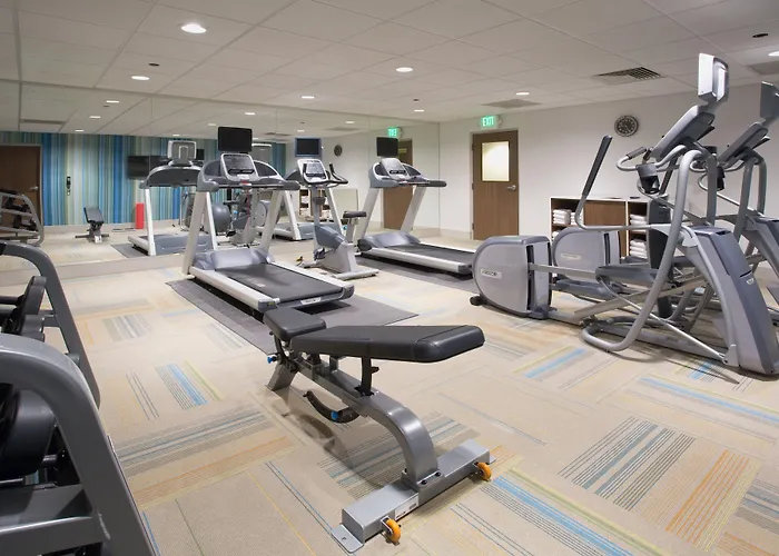 Holiday Inn Express & Suites - Dodge City By Ihg
