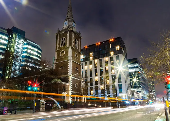 Leonardo Hotel London Aldgate - Formerly Hotel Saint