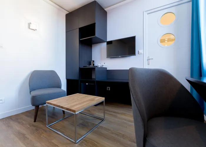 Cit'Hotel Le Regina Bordeaux Gare Saint-Jean