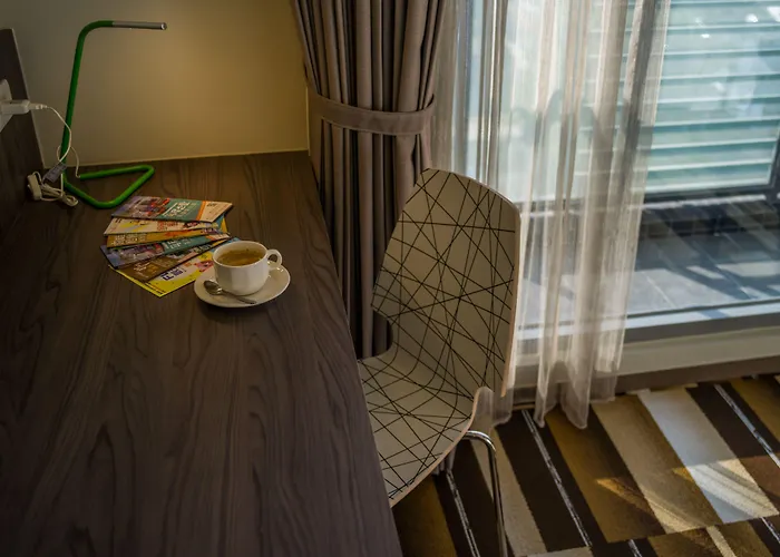 Watermark Hotel Kaohsiung Main Station