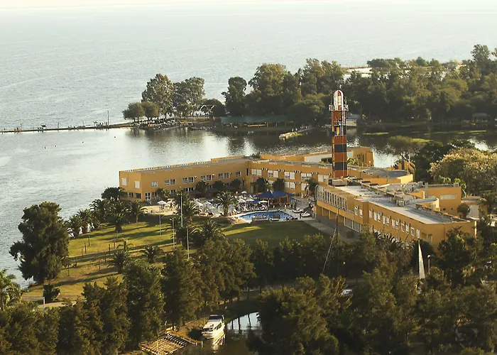 Marina Del Faro Resort