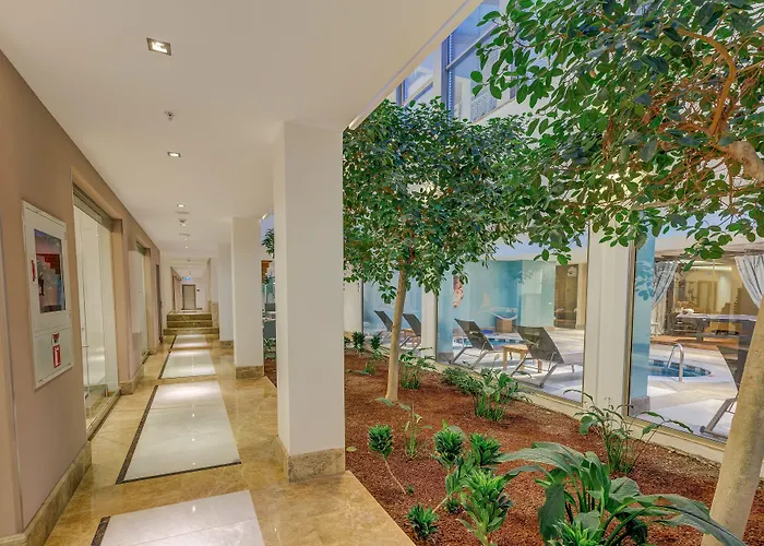 Antmare Hotel