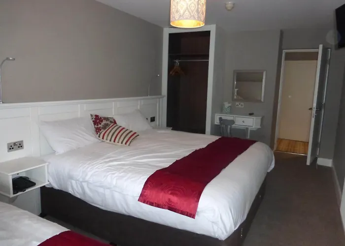 Ryan'S Hotel