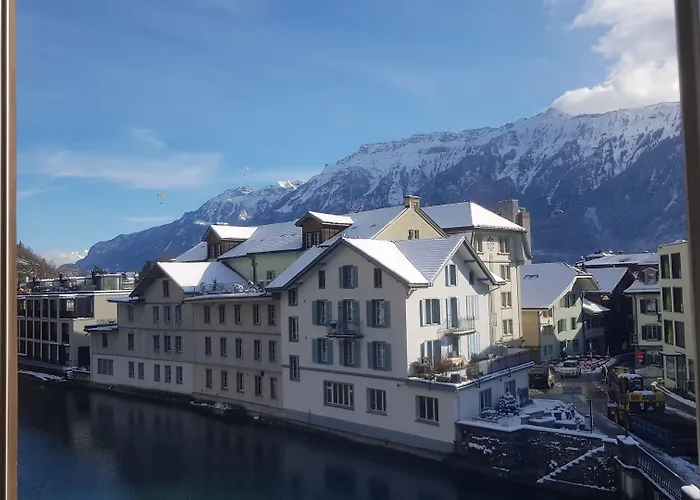 The Aarburg Hotel & Cafe