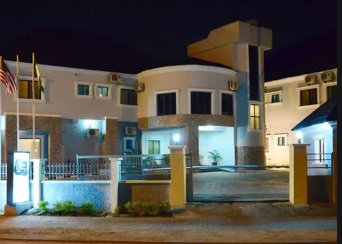 Bjorne Suites