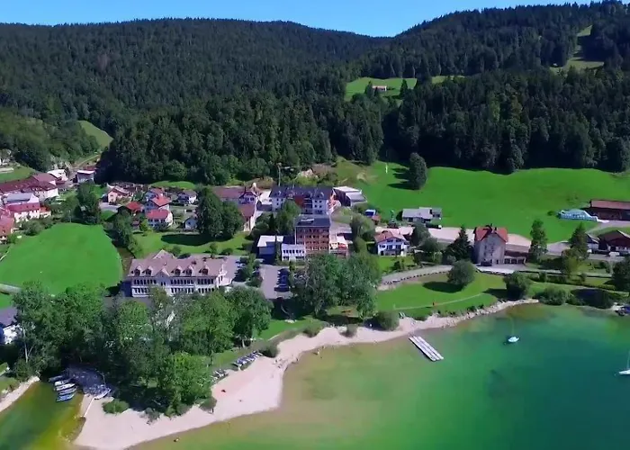 Hotel De Ville - La Baie Du Lac