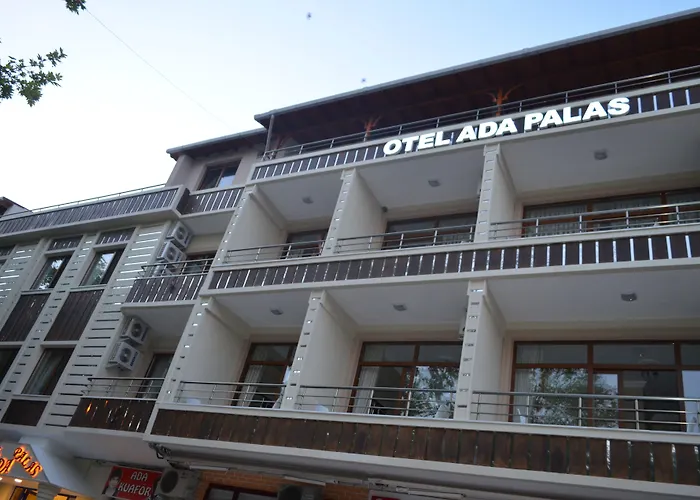 Ada Palas Otel