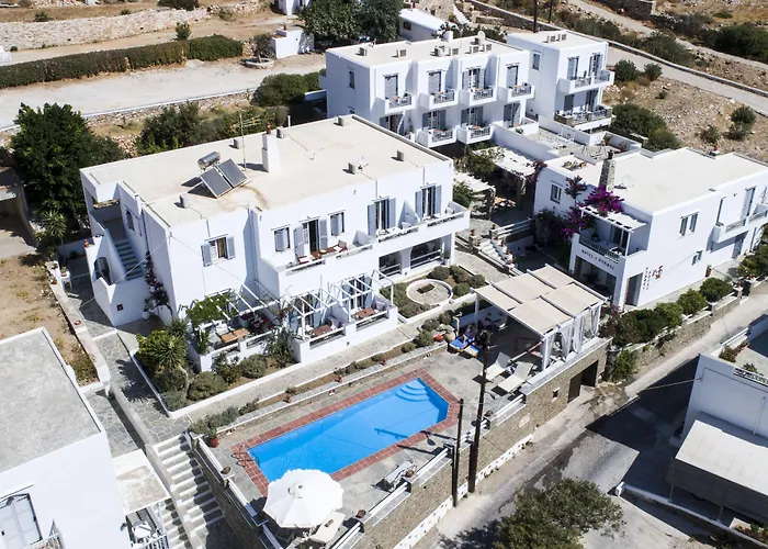 Nymfes Hotel