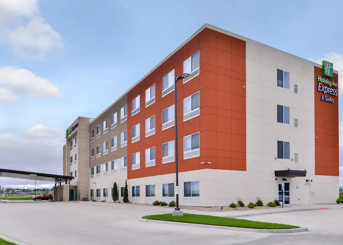 Holiday Inn Express & Suites - Kansas City - Lee'S Summit By Ihg