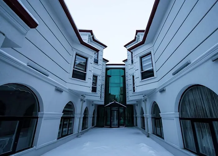 Kars-I Si̇Ri̇N Otel