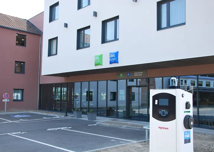 Ibis Budget Valenciennes Petite-Foret