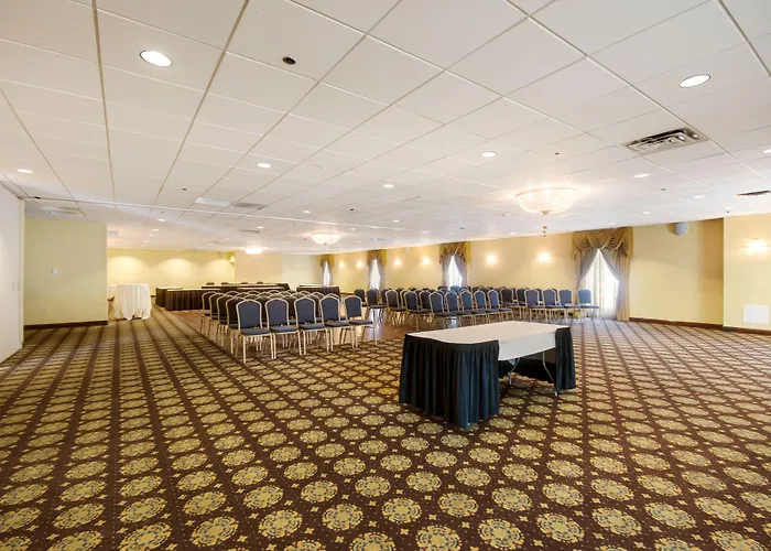 Chester Hotel And Conference Center