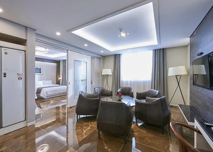 Gwangju Aura Hotel
