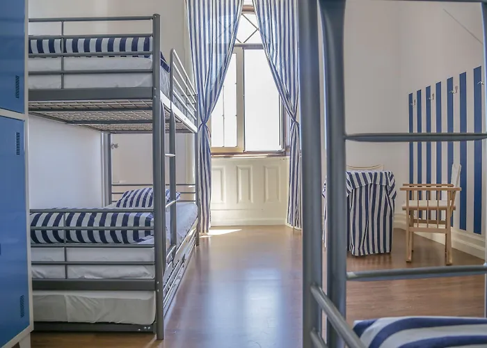 Hostel 402