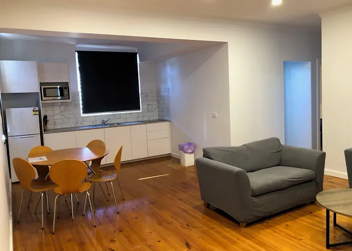Glenelg Holiday Apartments-Ellis 200 Meters To The Beach Free Parking
