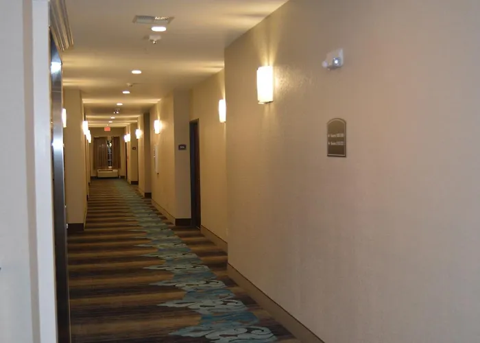 Heritage Place Hotel And Suites