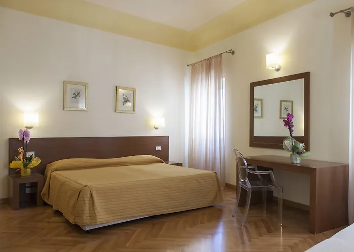 Residenza Dei Capitani - Piazza Del Popolo