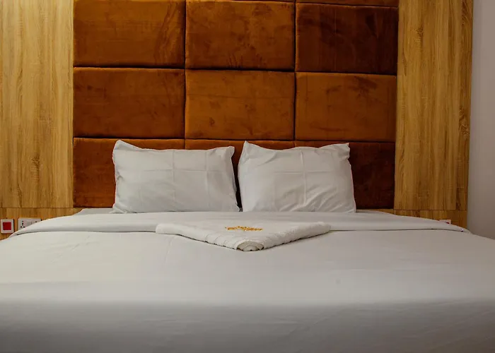 Del Migos Hotel & Suites