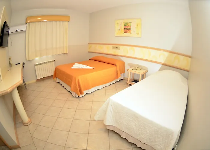 Hotel Center