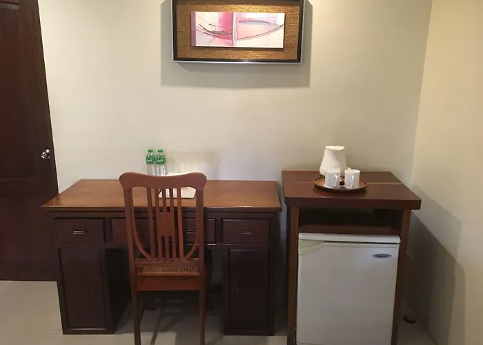 Mango Valley Hotel 1