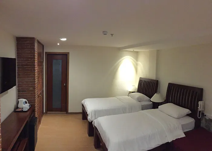 Mango Valley Hotel 1