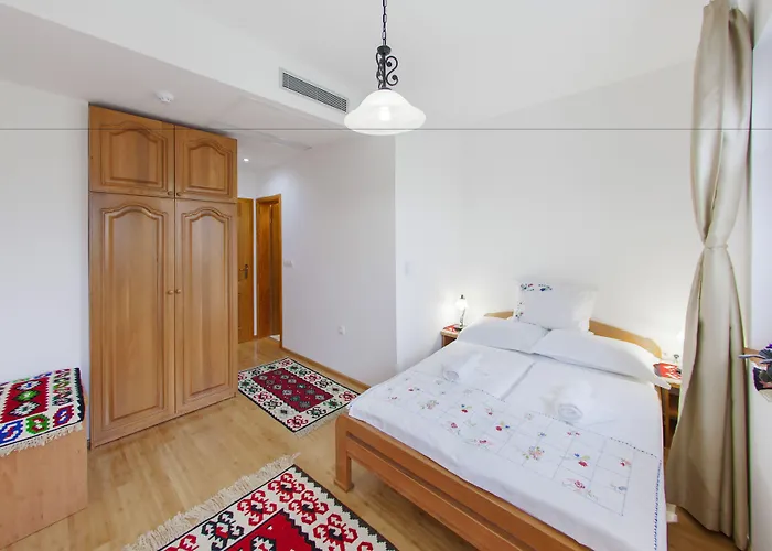 Hotel Almira