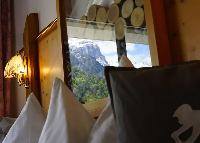 Hotel Crystal