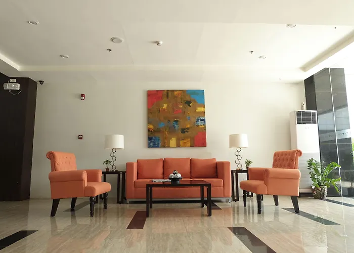 Top Star Hotel