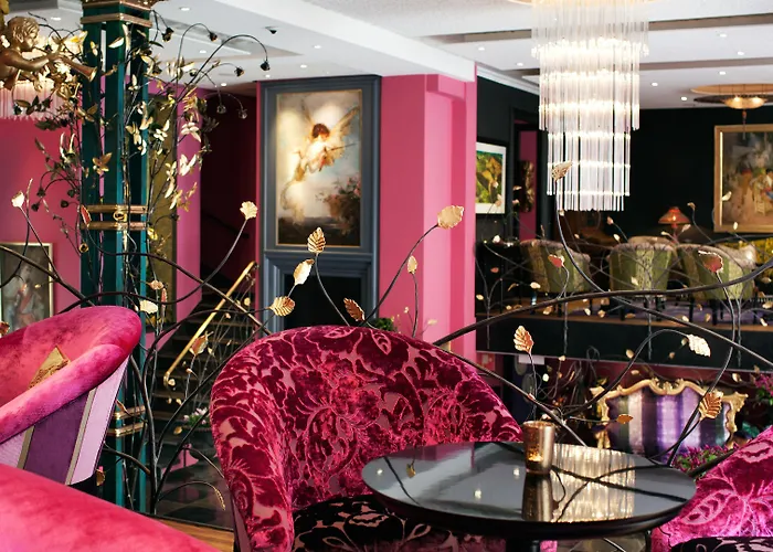 Dorsia Hotel & Restaurant