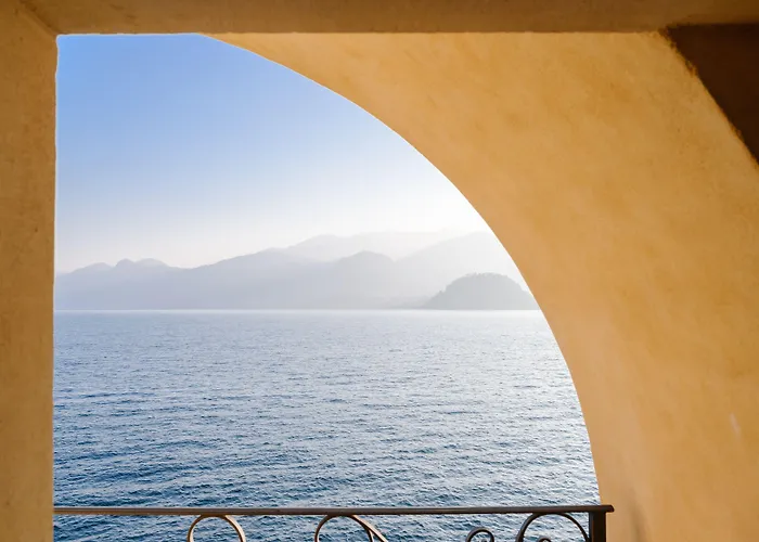 Hotel Villa Cipressi, By R Collection Hotels