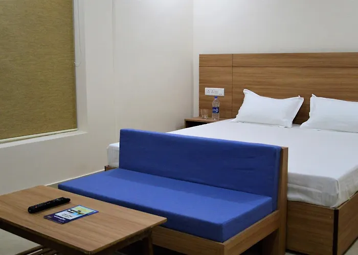 Oceanside Mahabalipuram - With Beach Access