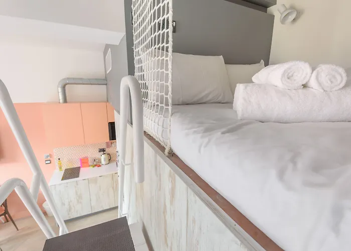 Room2 Southampton