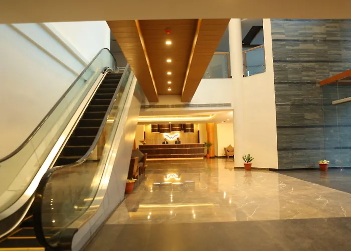 Woodies Bleisure Hotel