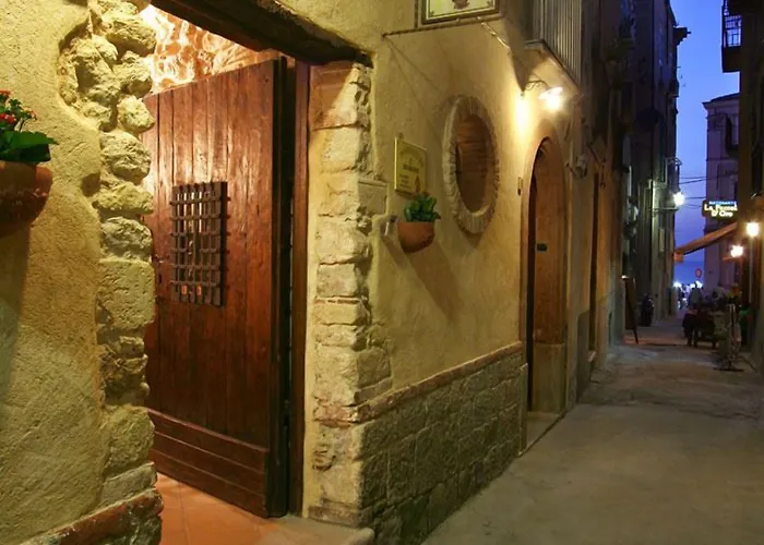 Donnaciccina Accomodation