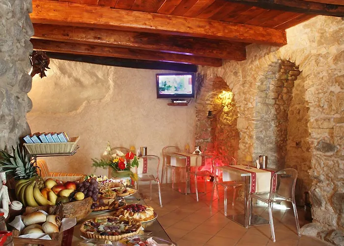 Donnaciccina Accomodation