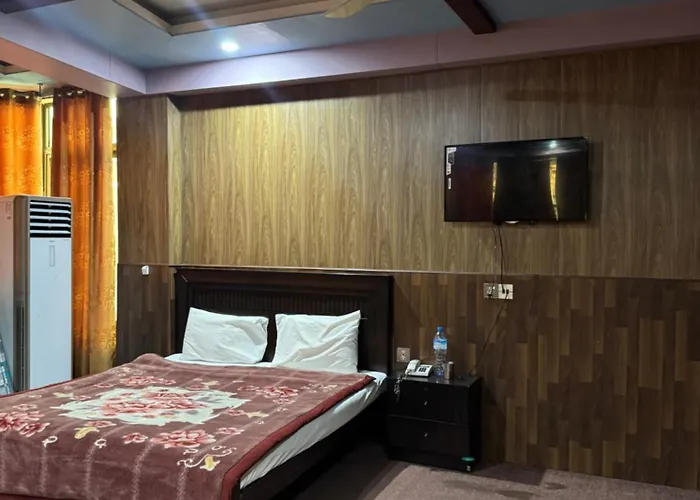 Saman Hotel