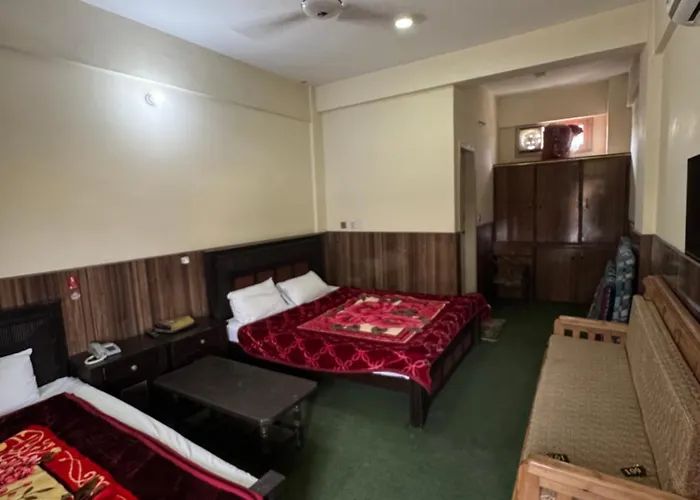 Saman Hotel