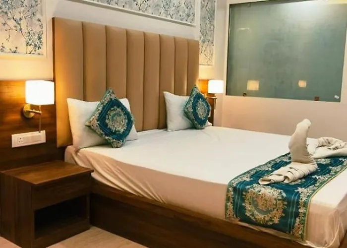 Hotel Kartik Palace